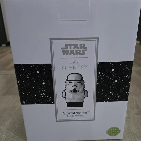 NIB Scentsy Star Wars Stormtrooper Full Size Warmer